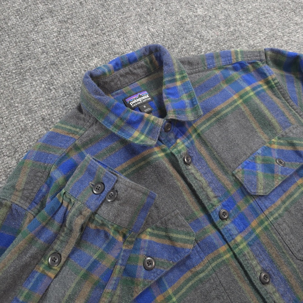 Patagonia Shirt Mens M Gray Plaid Midweight Fjord Flannel Organic Hiking Camp